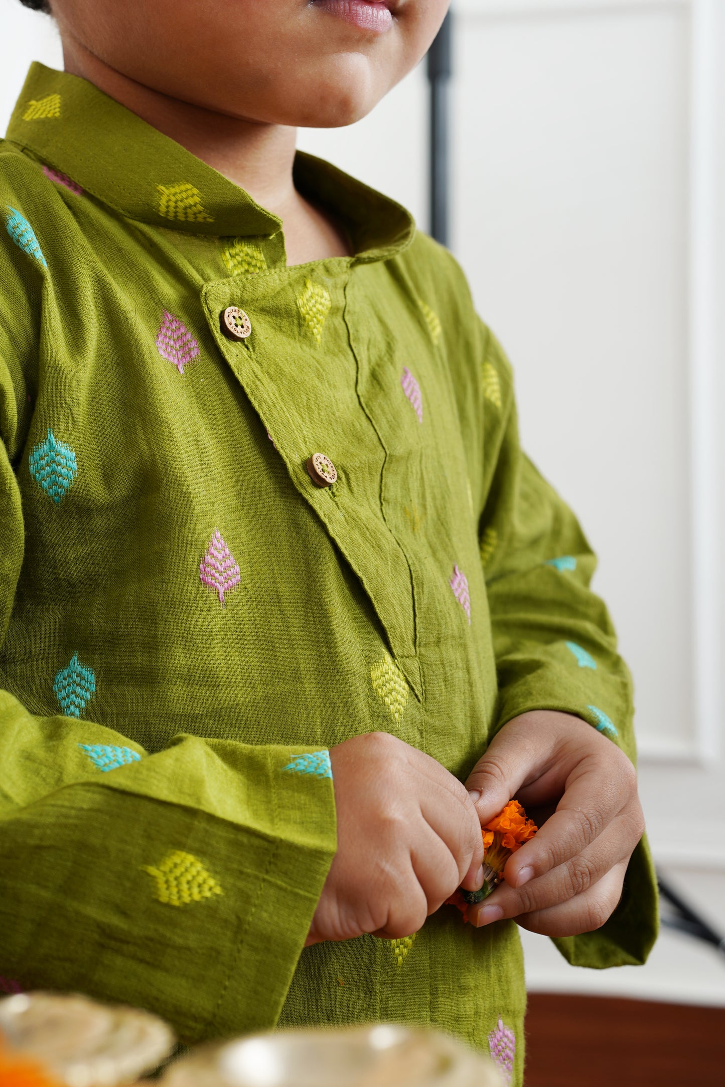 Polka Tots Full Sleeve Leaf embroidery Kurta Pyjama Set - Green