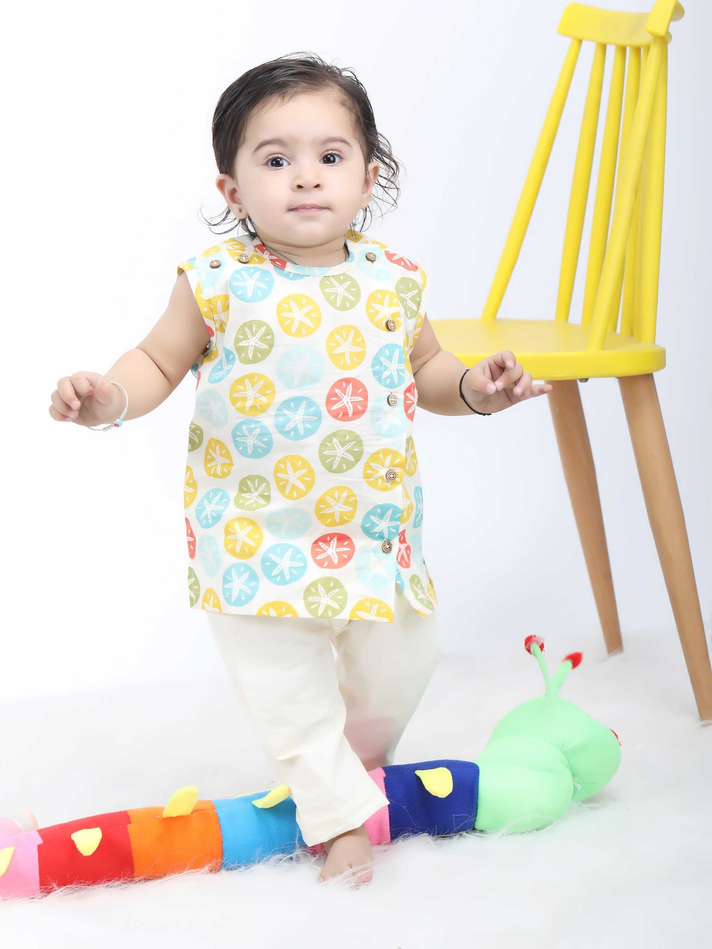 Polka Tots Star fish print Sleeveless Jhabla and Pant Set - Multicolor