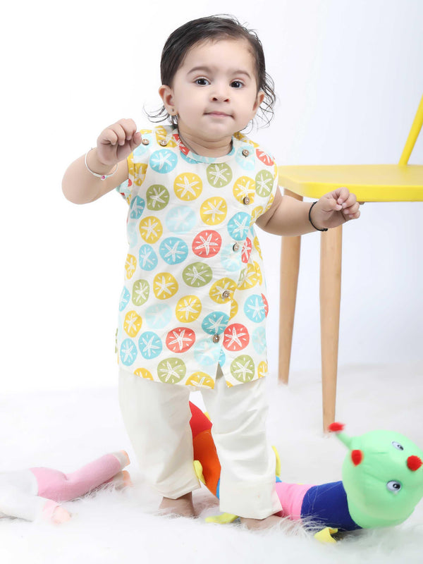 Polka Tots Star fish print Sleeveless Jhabla and Pant Set - Multicolor