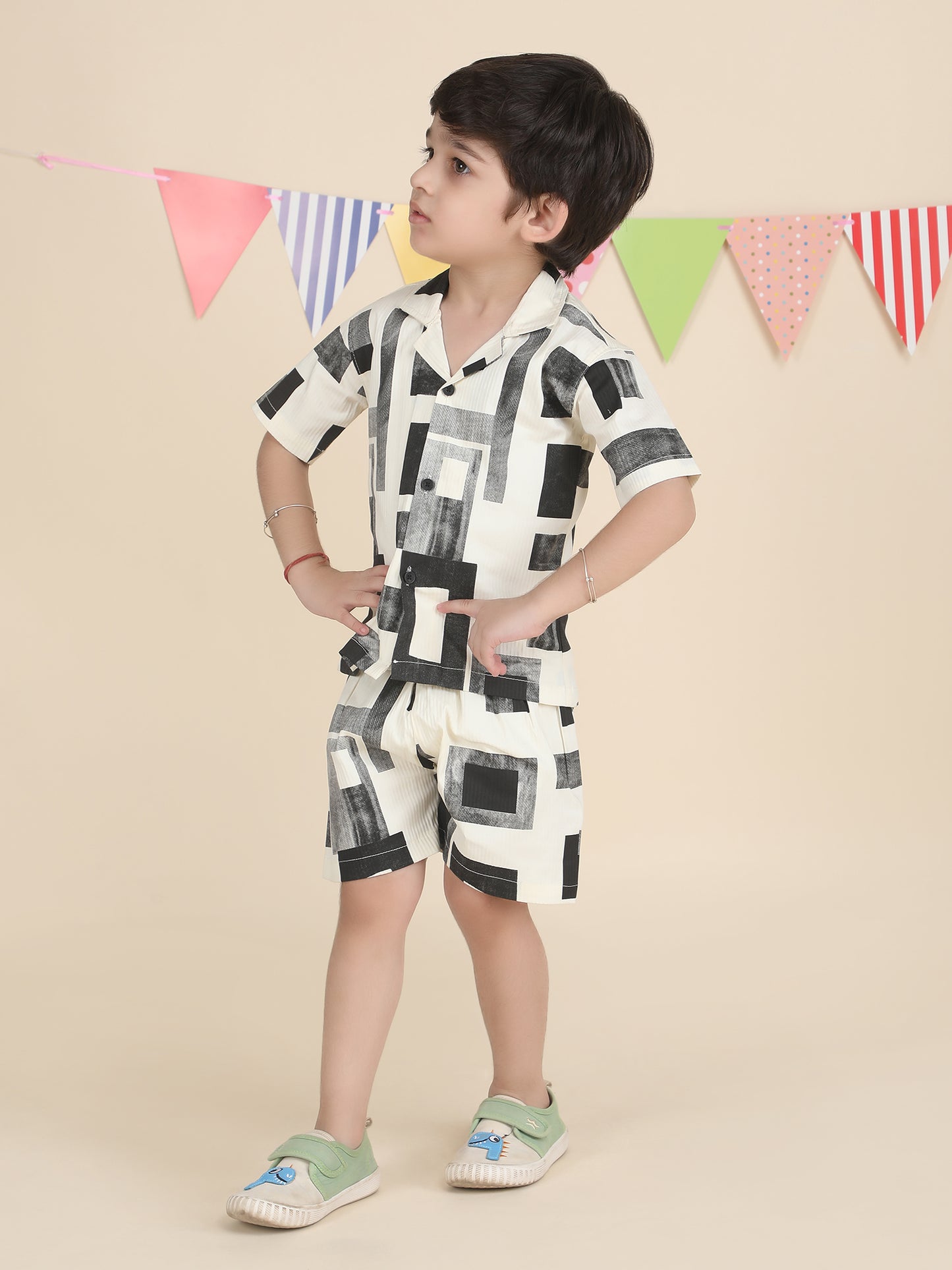 Polka Tots Half Sleeves Geometric print Co-ords - Cream