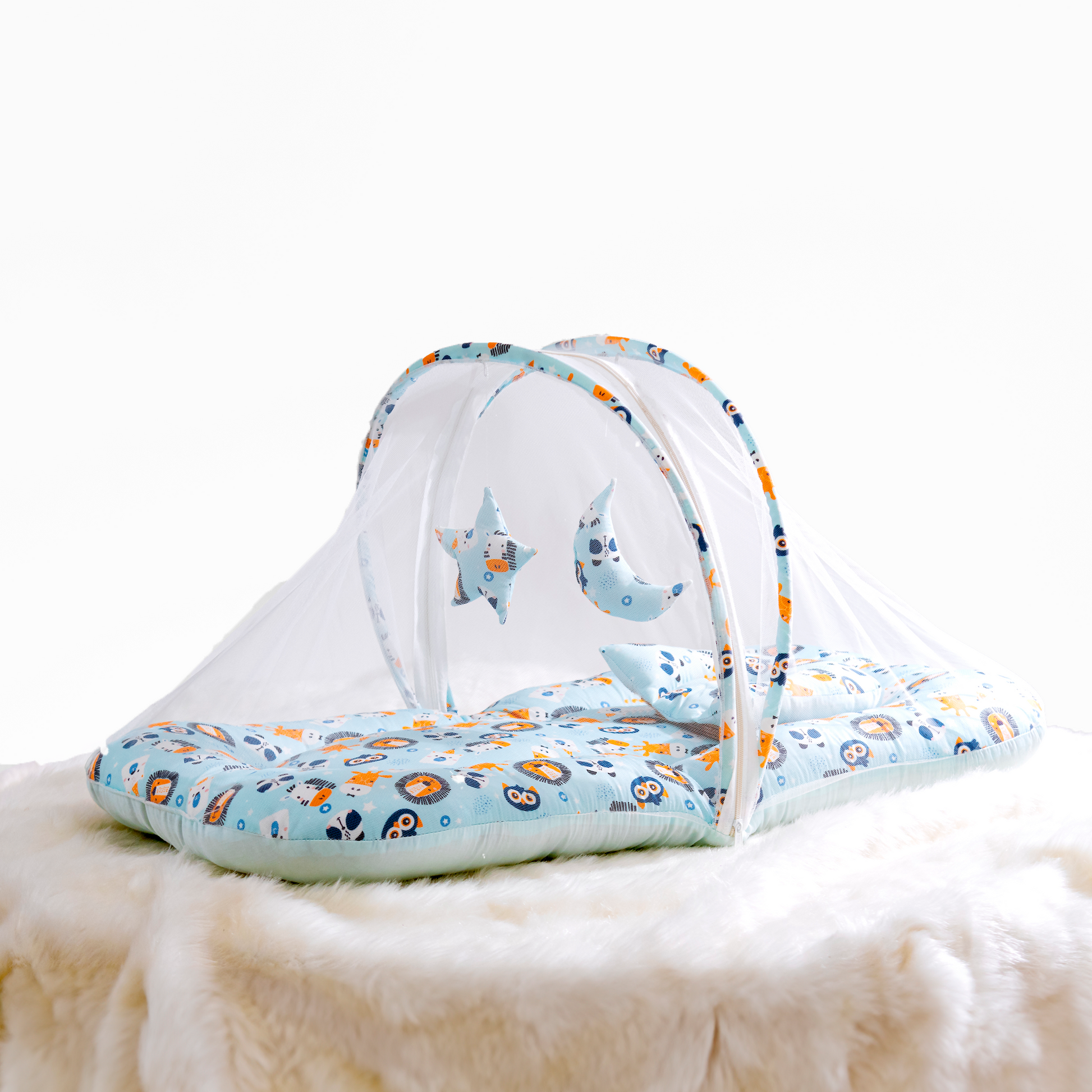 Polka Tots Cotton Baby Bedding Mosquito Net Set with Dangling Toys Lion print Blue