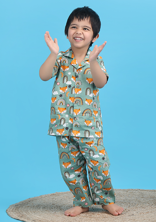 Polka tots Half Sleeve Fox print Night Suit - Green