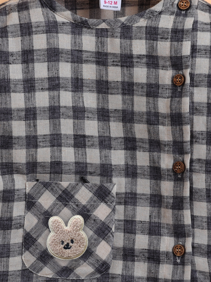 Polka Tots Soft Cotton Full-Sleeves Teddy Pocket Gingham Jhabla & Pant Set - Black