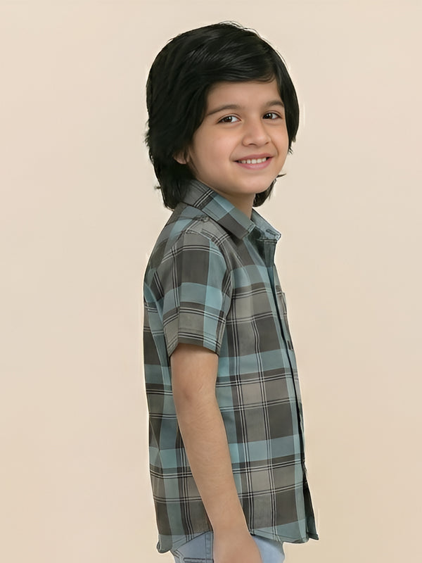 Polka Tots Half Sleeve Checks Shirt Surfing Print - Black