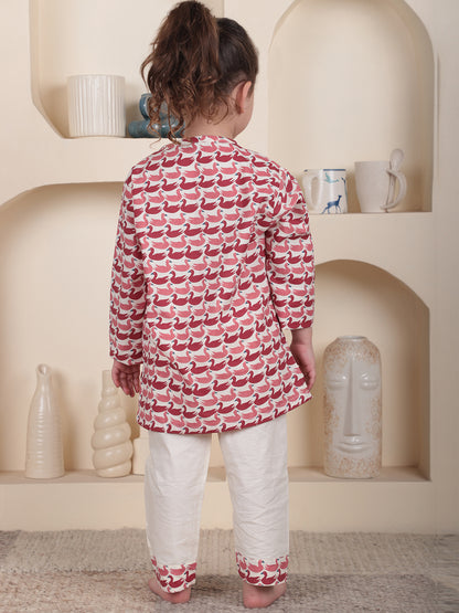 Polka Tots Full sleeves Swan print Nightwear Kurta pyjama set - Pink