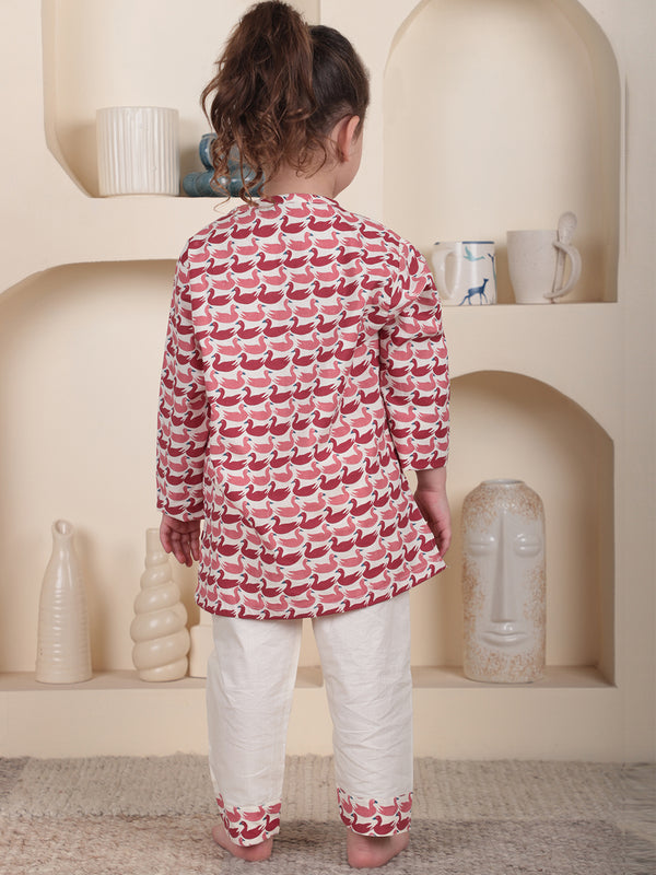 Polka Tots Full sleeves Swan print Nightwear Kurta pyjama set - Pink