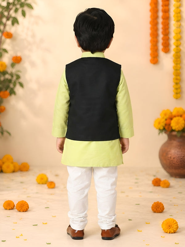 Polka Tots Full sleeves Tractor Embroidery Koti Kurta Pyjama - Green