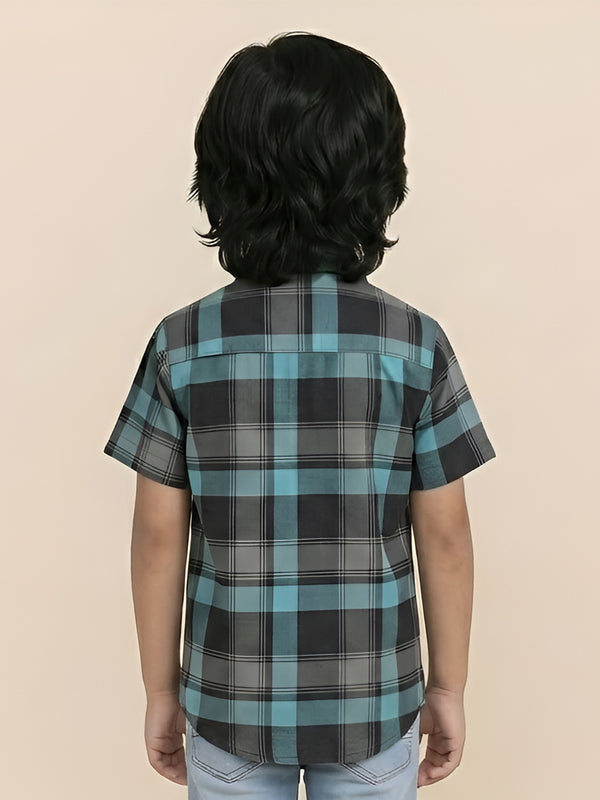 Polka Tots Half Sleeve Checks Shirt Surfing Print - Black