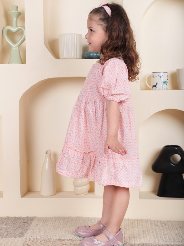 Polka Tots Half sleeve Zigzag print Frock with Headband - Peach