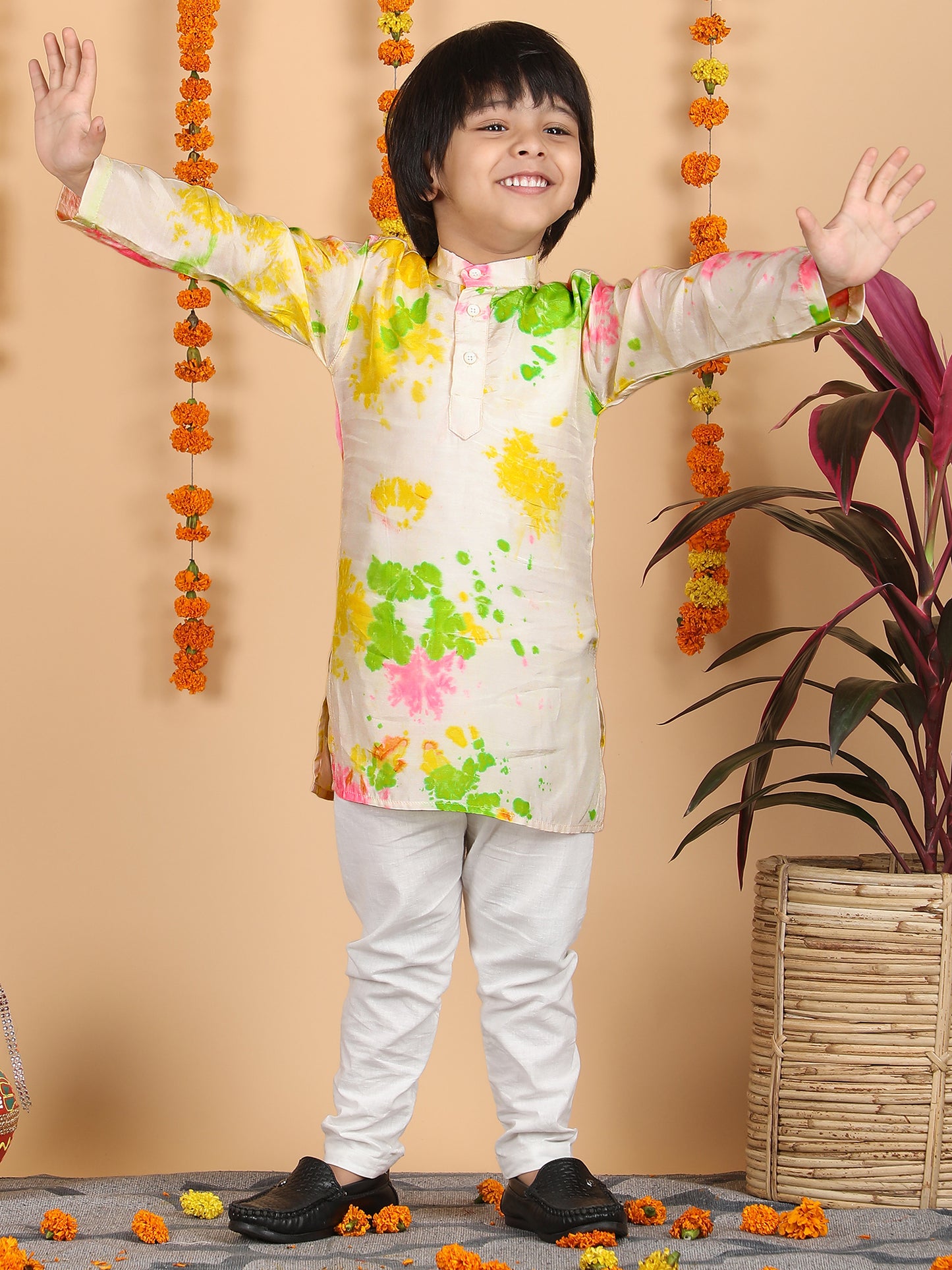 Polka Tots Full Sleeve Splash print Ethnic Kurta Pyjama Set - Multicolor