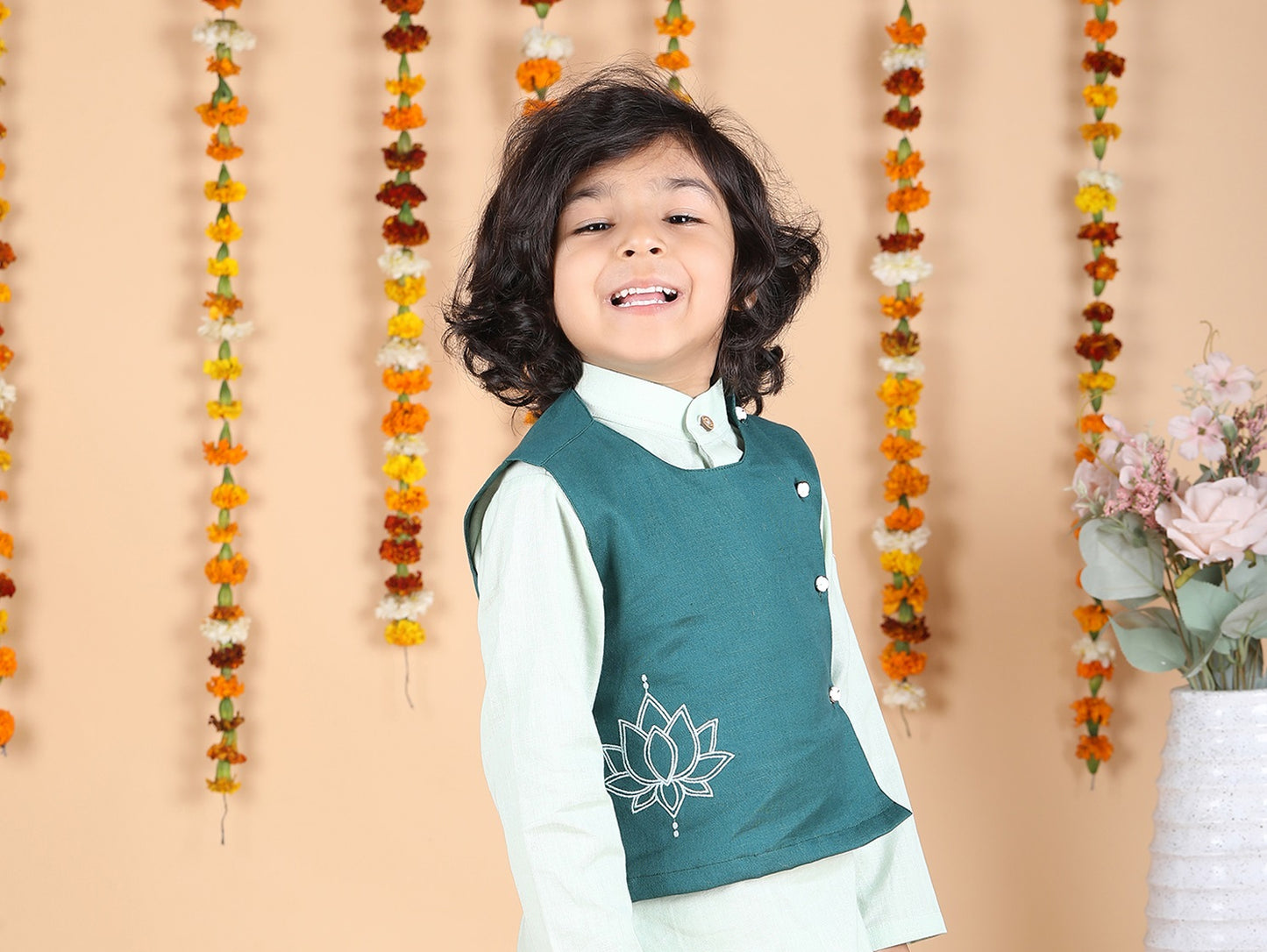 Polka Tots Full sleeves Lotus print Koti Kurta Pyjama - Green