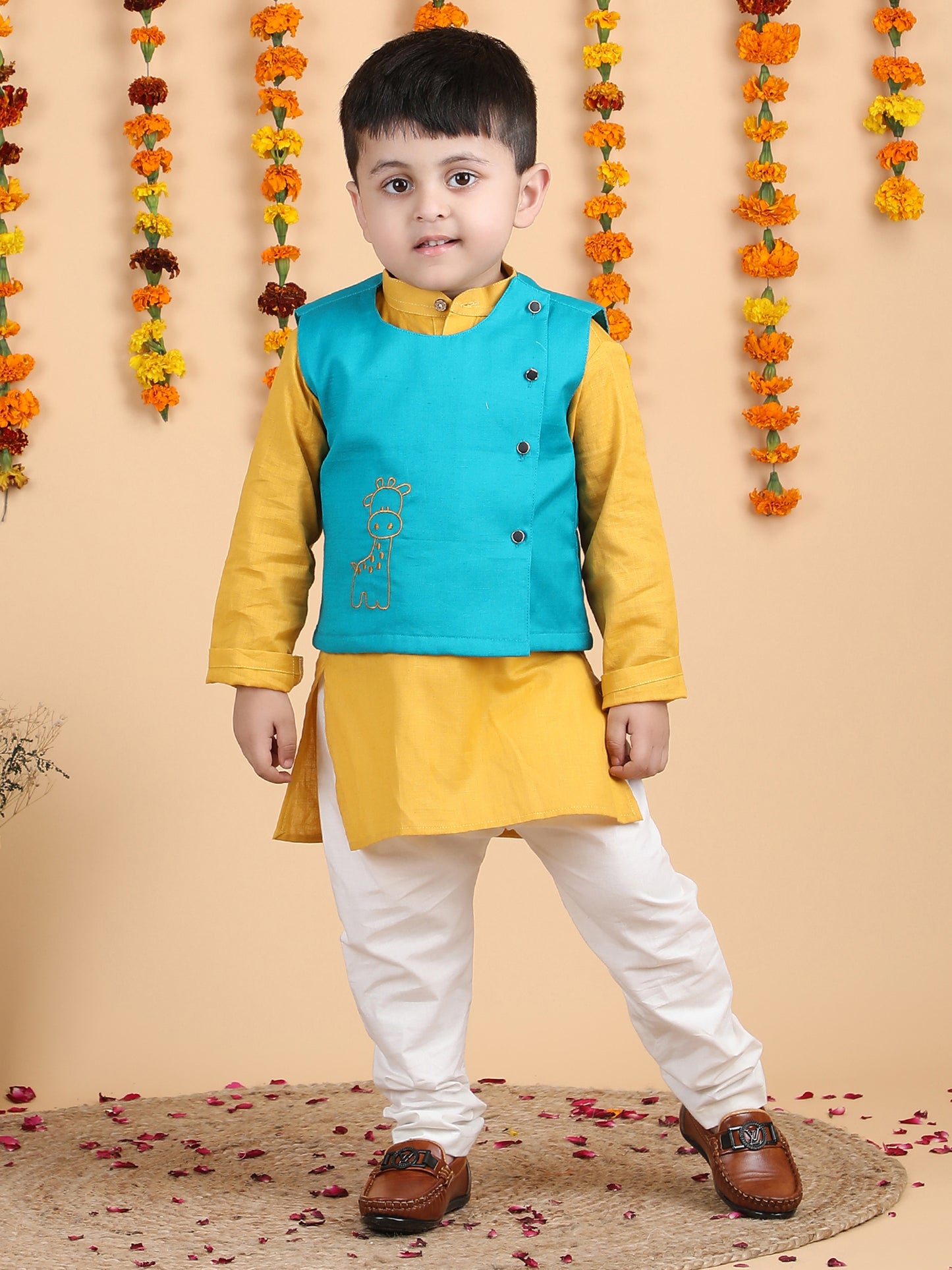 Polka Tots Full sleeves Giraffe Embroidery Koti Kurta Pyjama - Yellow