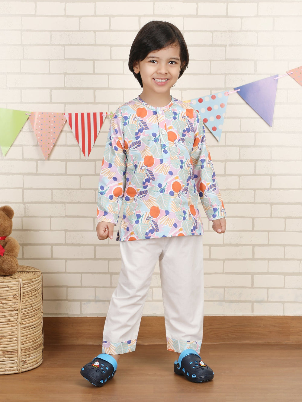 Polka Tots Nature Abstract print Full sleeves Nightwear Kurta pyjama set - Multicolor
