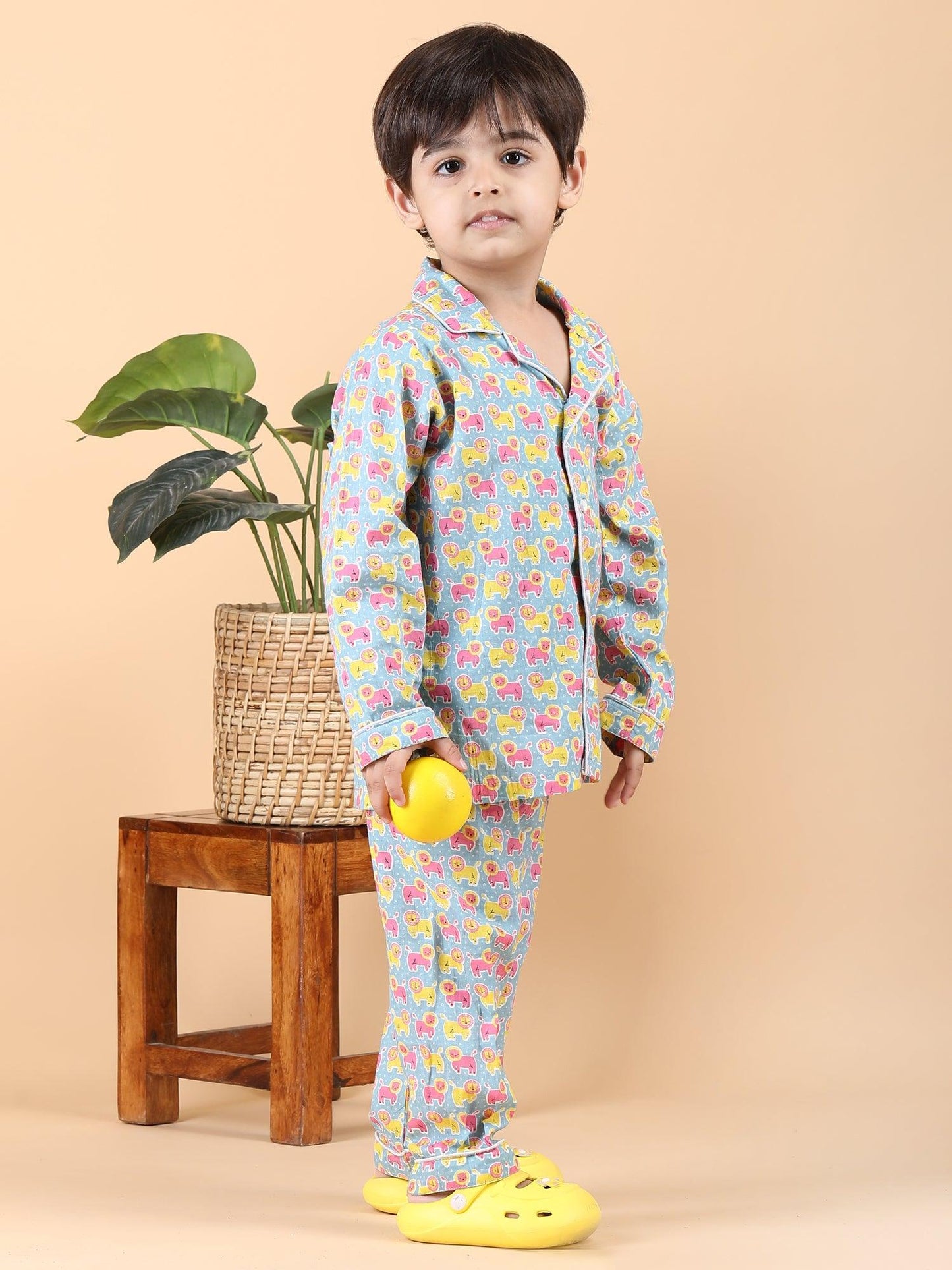 Polka Tots Full sleeve Lion print Night suit - Multicolor