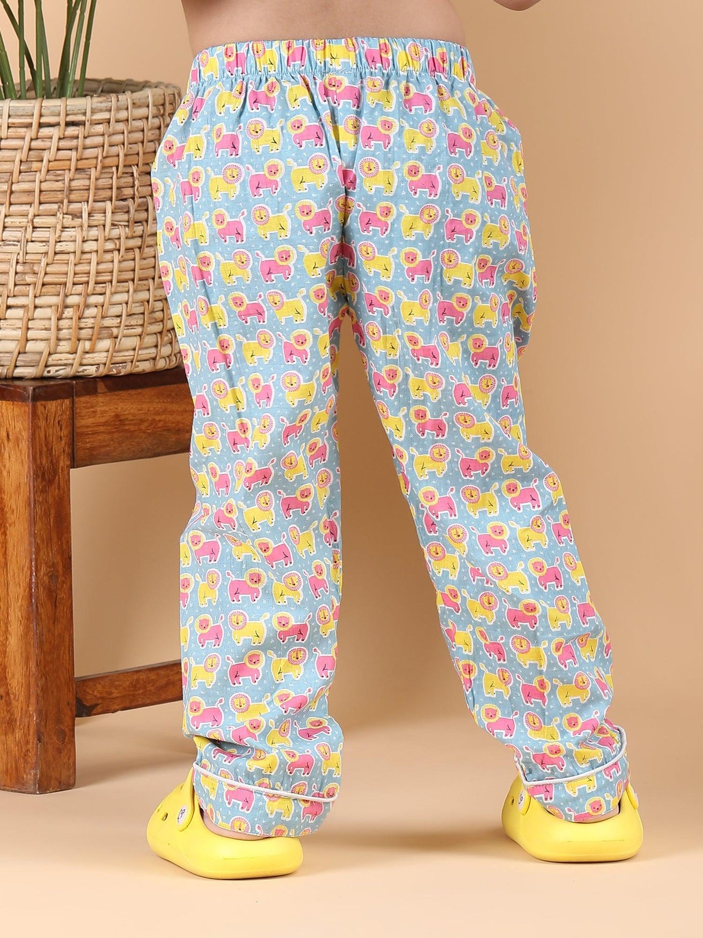 Polka Tots Full sleeve Lion print Night suit - Multicolor