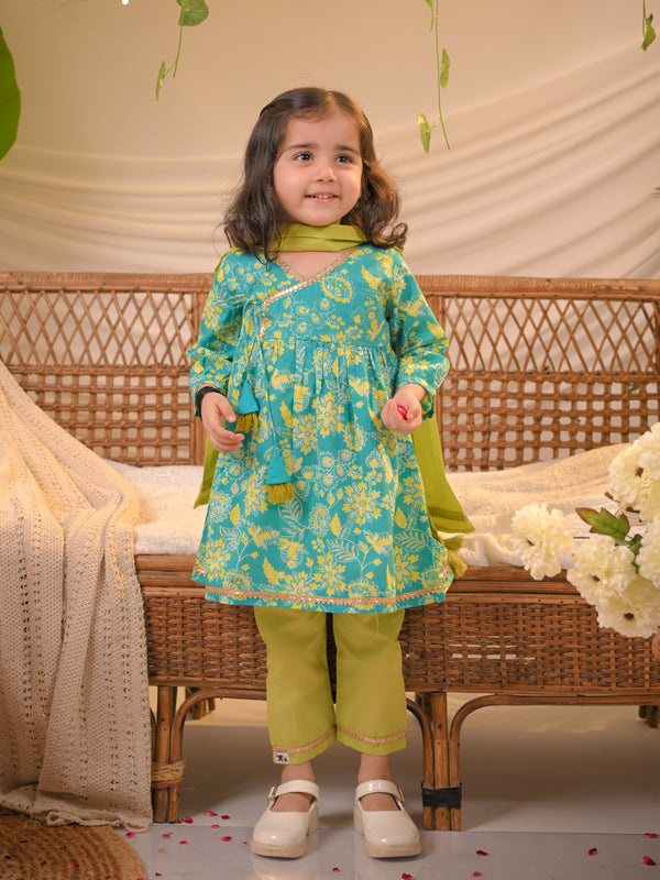 Rangrez Collection: Floral Print Full-Sleeve Girls’ Kurta Pant Set – Green