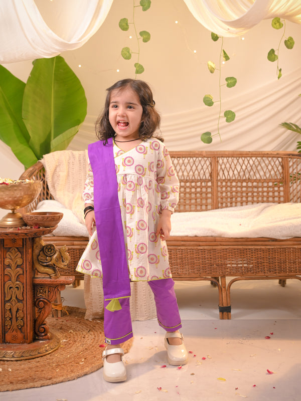 Rangrez Collection: Peacock Print Kurta & Pant Set with Dupatta – Purple
