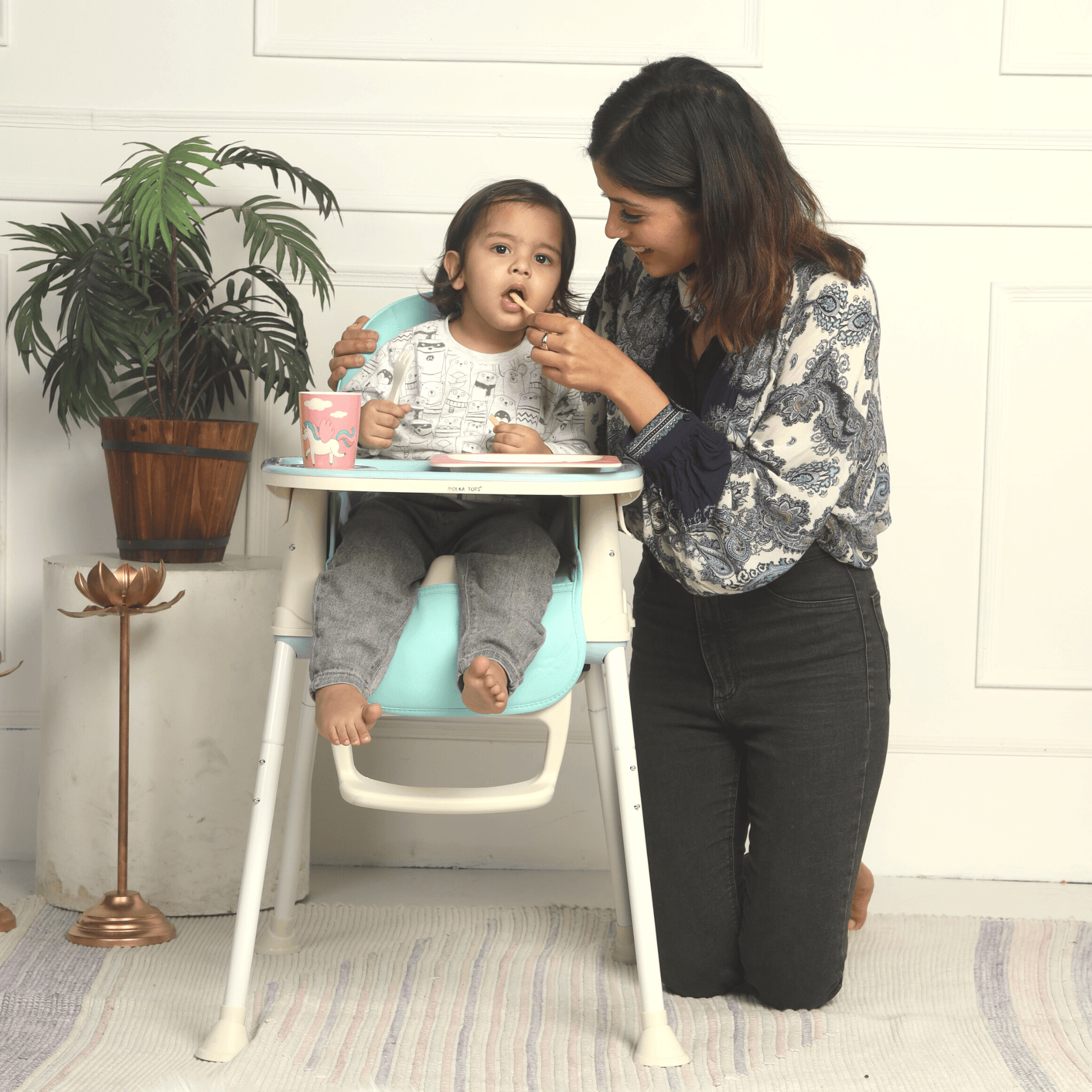Child online feeding seat