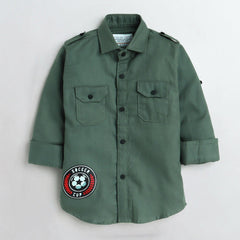 Polka Tots football print cargo Kids shirt - green